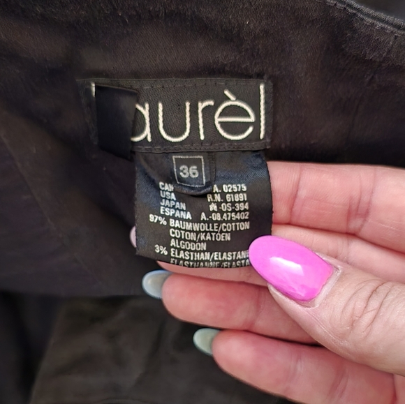 Laurèl | Black corset-like top | Size 6 - Picture 4 of 4